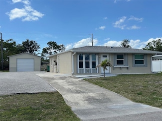 137 Revere St NW, Port Charlotte, FL 33952