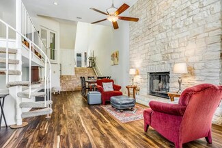 1 Crystal Springs Ct Unit H, the Hills, TX 78738