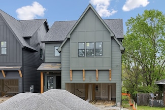 2429 Chapman Dr, Nashville, TN 37206