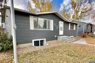 316 S 23rd St, Worland, WY 82401
