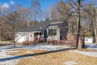 53 Drew Woods Dr, Derry, NH 03038
