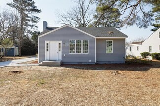107 Felix St, Clinton, NC 28328