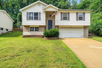 5277 Darkmoor Ln, Imperial, MO 63052