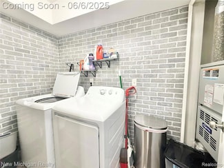 613 Oda St, Davison, MI 48423