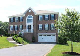 151 Naughton Cir, Evans City, PA 16033