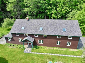 221 Plateau Rd, East Calais, VT 05650