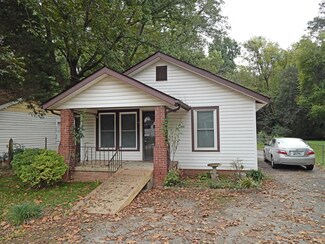 2900 Tecoma Dr, Knoxville, TN 37917