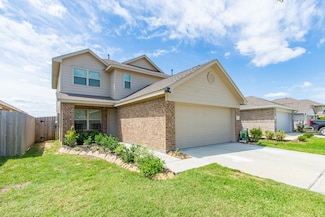 122 Austin Rd, Angleton, TX 77515