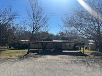 1025 Brazos Dr, Granbury, TX 76048