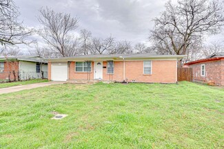 5565 Burton Ave, Fort Worth, TX 76119