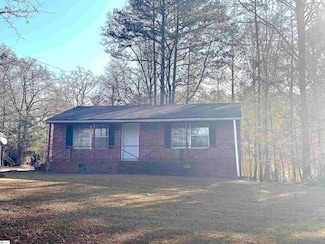6 Audubon Rd, Ware Shoals, SC 29692