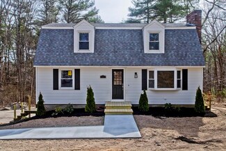 57 Quaker St, Northbridge, MA 01534