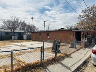 820 & 822 Lewis Ave SW, Albuquerque, NM 87102