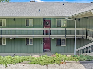 526 Briarcliff Way Unit 102, Pigeon Forge, TN 37863