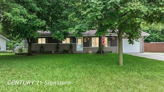 1081 S Miller Rd, Saginaw, MI 48609