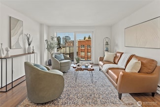 1300 University St Unit 2G, Seattle, WA 98101