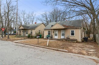 808 Amos St, High Point, NC 27260