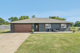 8639 E 121st St S, Bixby, OK 74008