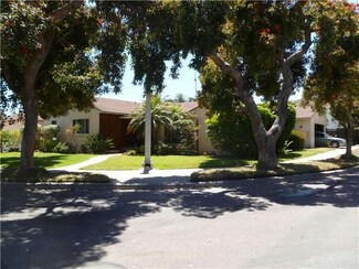 1240 Moana Dr, San Diego, CA 92107