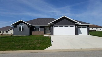 705 Collins Rd, Fairbank, IA 50629
