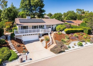 10518 Moon View Way, Escondido, CA 92026