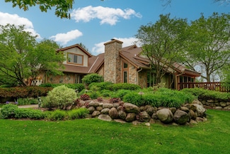 N19W22081 Foxview Ct Unit 2B, Waukesha, WI 53186