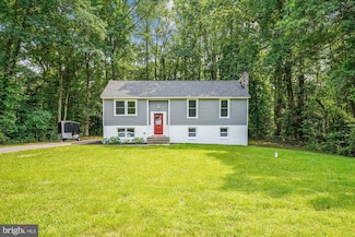 5311 Cove View Dr, Saint Leonard, MD 20685