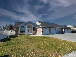1810 Cabellaro Dr, Ammon, ID 83406