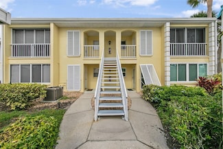410 Cerromar Cir S Unit 242, Venice, FL 34293