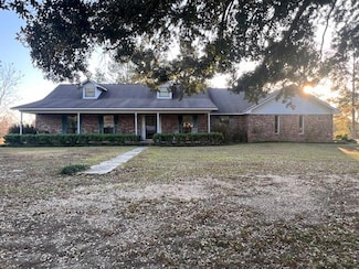 625 Buckatunna Chicora Clara Rd, Waynesboro, MS 39367