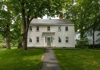 33 Post Rd, Greenland, NH 03840