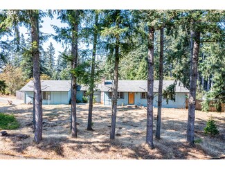 14440 S Hawthorne Ct, Oregon City, OR 97045