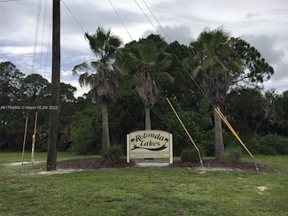 385 Albatross Rd, Port Charlotte, FL 33947