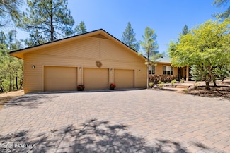 1700 Cambridge Dr, Prescott, AZ 86305