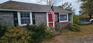 17 Myrtle Ln, Dennis Port, MA 02639
