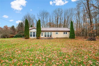 2002 Stoystown Rd, Friedens, PA 15541