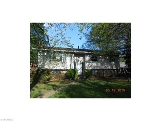 3070 Derling Rd, Akron, OH 44319