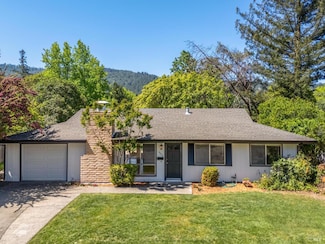 6620 Fairfield Dr, Santa Rosa, CA 95409
