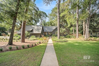 712 Greenwood Ave, Fairhope, AL 36532