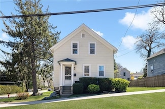 98 Division St, East Greenwich, RI 02818