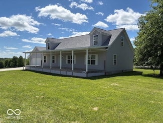 844 Ben Franklin St, Cloverdale, IN 46120