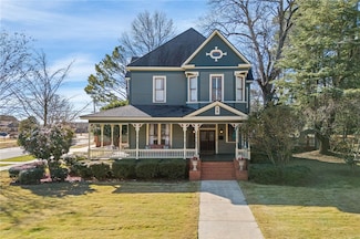 300 N 8th St, Opelika, AL 36801