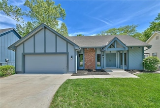 3512 NE Apple Tree Ln, Kansas City, MO 64119