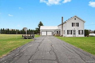 1572 Doty Rd, Monroe, MI 48162