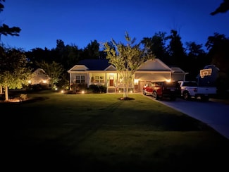 77 Aster Place, Hampstead, NC 28443