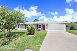 1573 Zaffer St NW, Palm Bay, FL 32907