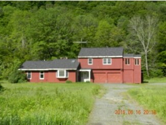 2597 Stage Rd, South Pomfret, VT 05067