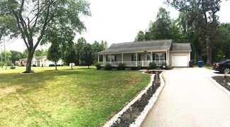 311 Cape Hickory Rd, Hickory, NC 28601