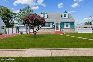 488 Fenwood Ave, Trenton, NJ 08619