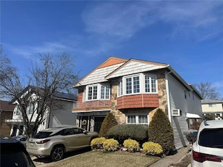 39 Bangor St, Staten Island, NY 10314